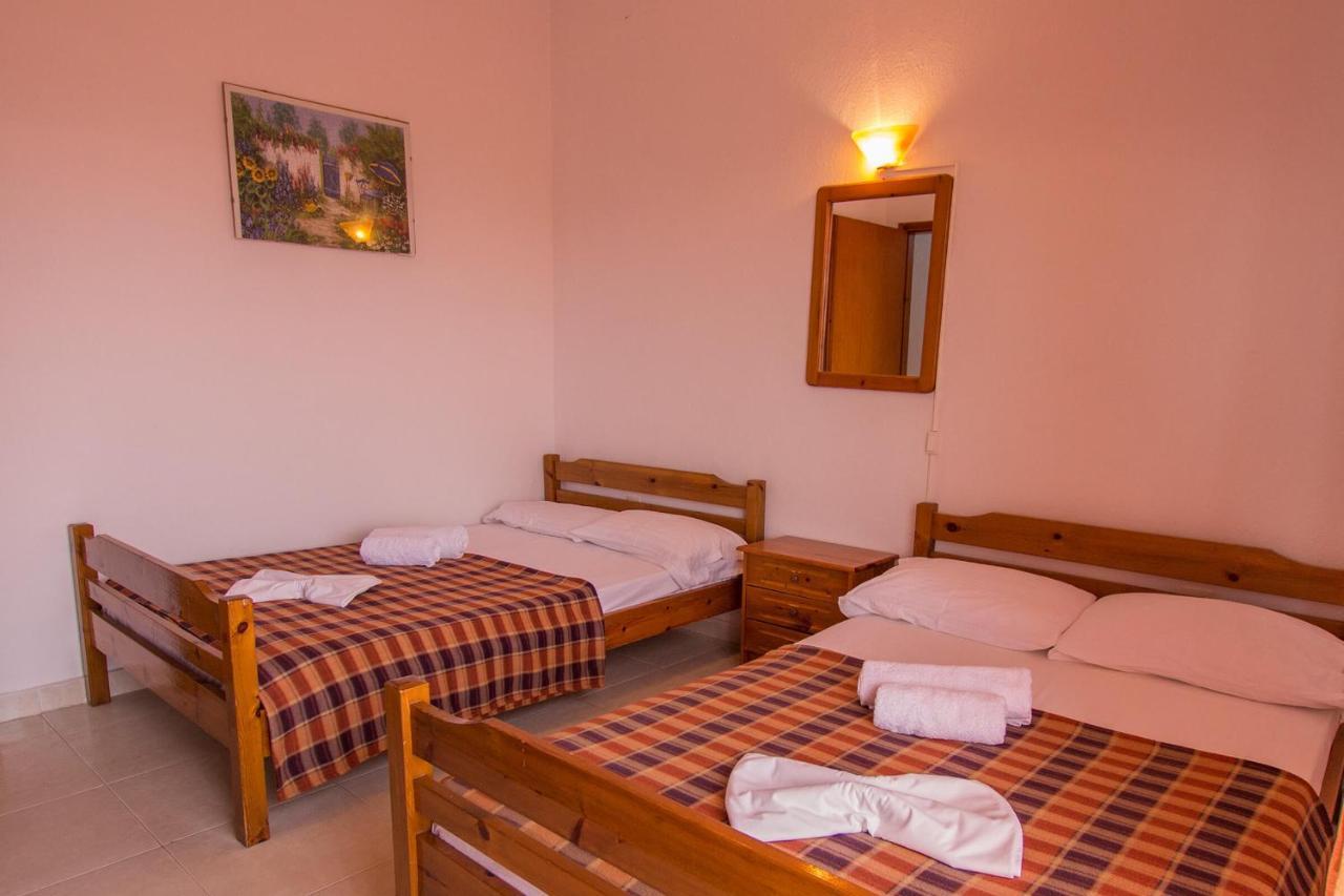 George Laz Rooms Vrasná Exterior foto